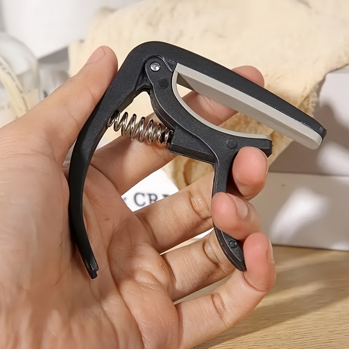 Прочный деревянный каподастр д – обзор и цена Guitar Capo Clip